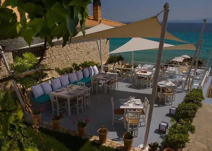White Hotel 4*