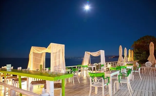 Hotel White Áfitos