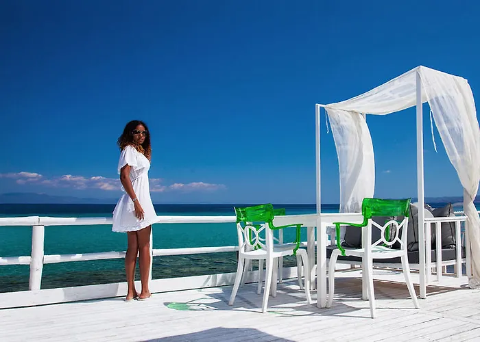 White 4* Áfitos