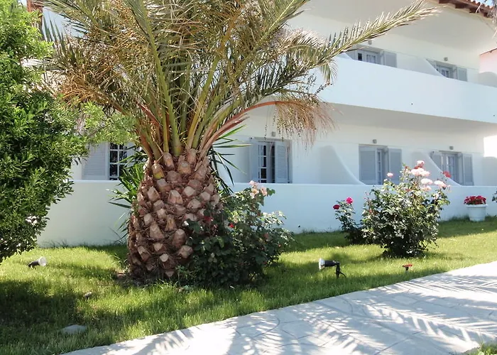 White Hotel Áfitos