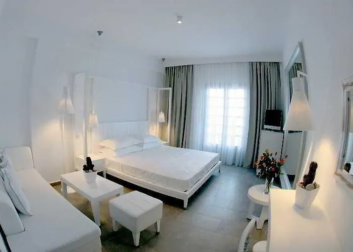 White Hotel 4*